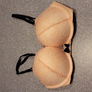 Victoria's Secret Bombshell Bra 32C